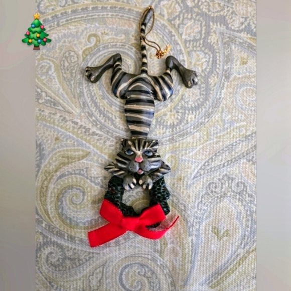 Kurt Adler Other - VINTAGE KURT ADLER ORNAMENT CAT GRABBING WREATH